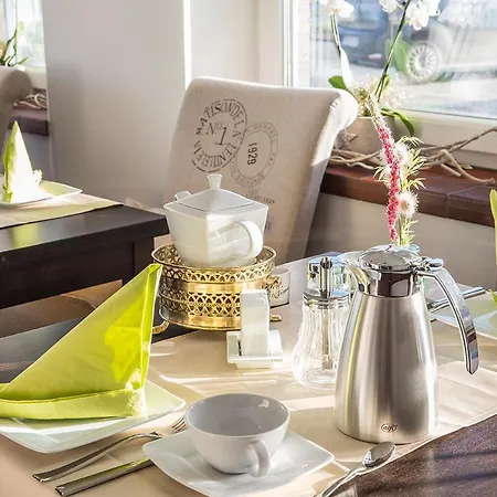 Hotel Schmid's Werdum